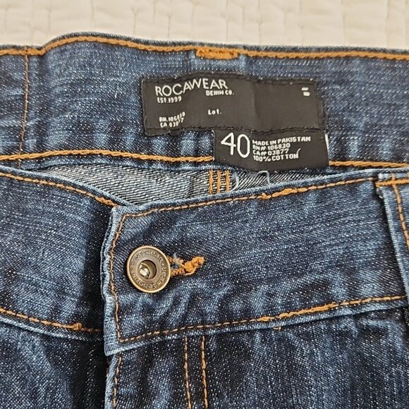 Vintage Y2K Rocawear Jeans Men's 40x34 Med Wash Wide Leg RN# 106830 Logo Pocket - Picture 10 of 16